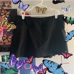 Barely worn great condition lululemon tennis skirt